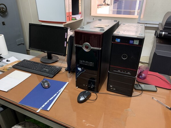 2#6919 Arredamento ed elettronica da ufficio in vendita - foto 5