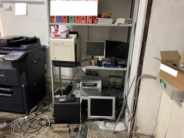 2#6919 Arredamento ed elettronica da ufficio in vendita - foto 6