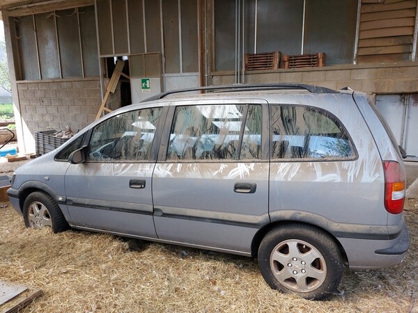 2#6925 Autovettura Opel Zafira in vendita - foto 1