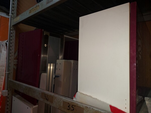 1#6926 Arredamento in vendita - foto 3