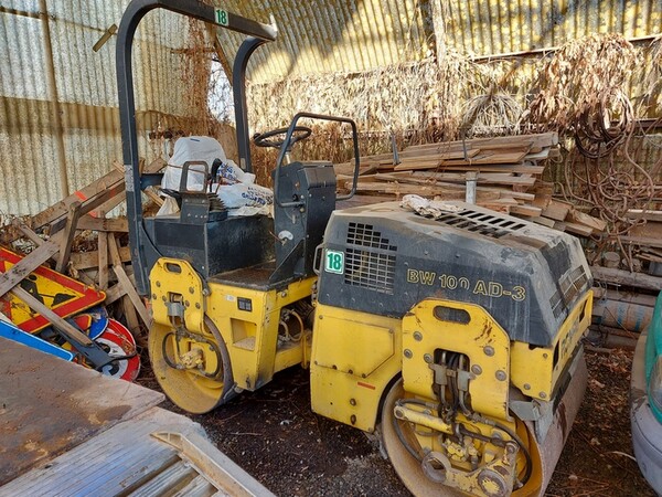 14#6932 Rullo compattatore Bomag in vendita - foto 3