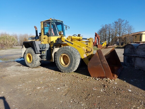 15#6932 Pala gommata Komatsu in vendita - foto 7
