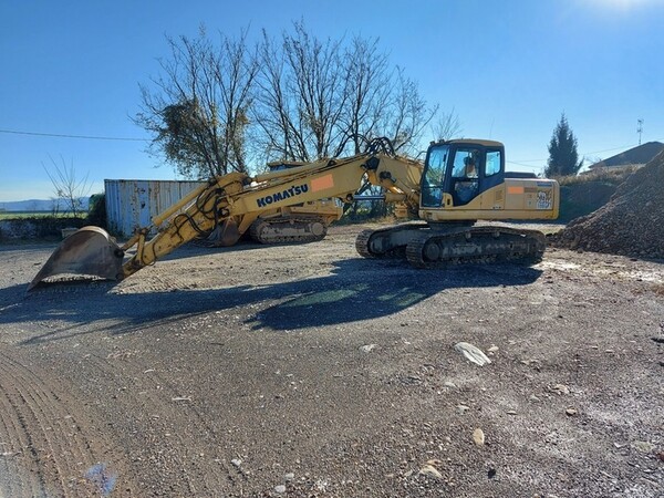 20#6932 Escavatore cingolato Komatsu in vendita - foto 1