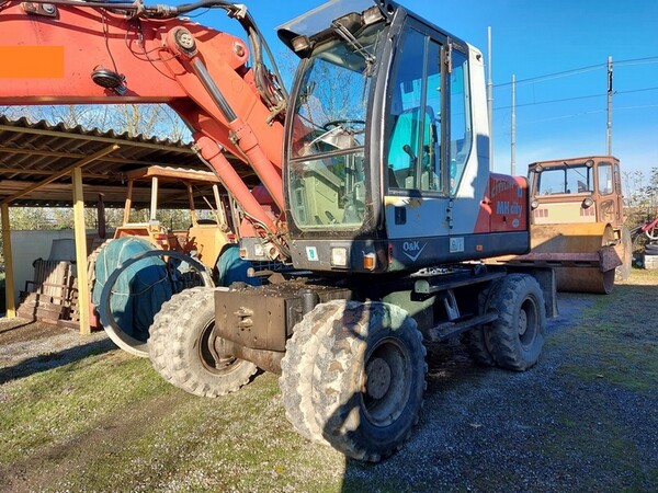 8#6932 Escavatore gommato O&K in vendita - foto 7