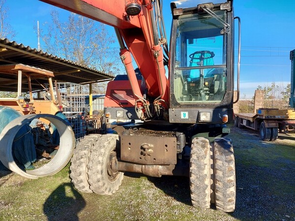 8#6932 Escavatore gommato O&K in vendita - foto 8