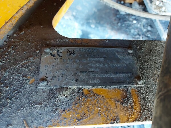 9#6932 Mini escavatore JCB in vendita - foto 2