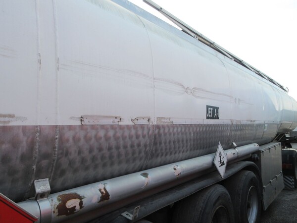 12#6937 Semirimorchio cisterna Bolgan in vendita - foto 3