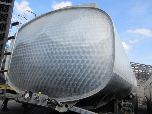 12#6937 Semirimorchio cisterna Bolgan in vendita - foto 5