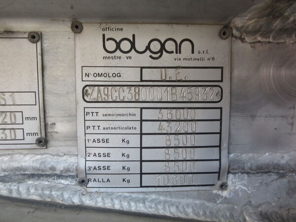 12#6937 Semirimorchio cisterna Bolgan in vendita - foto 12