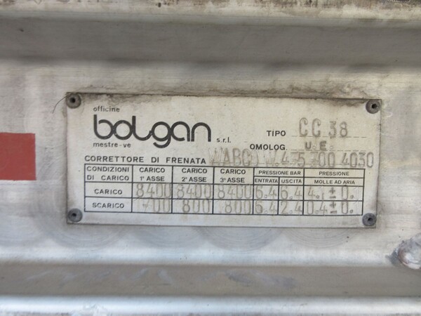 12#6937 Semirimorchio cisterna Bolgan in vendita - foto 14