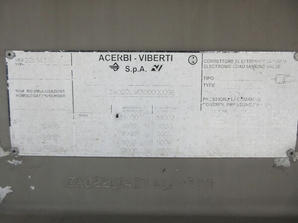15#6937 Semirimorchio cisterna Acerbi-Viberti in vendita - foto 14