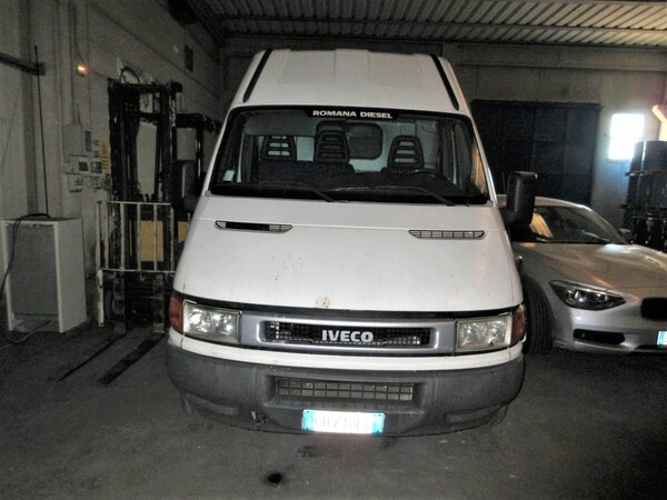 3#6938 Autocarro Iveco Daily in vendita - foto 1