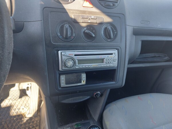 1#6945 Furgone isotermico Volkswagen Caddy e attrezzature da negozio in vendita - foto 7