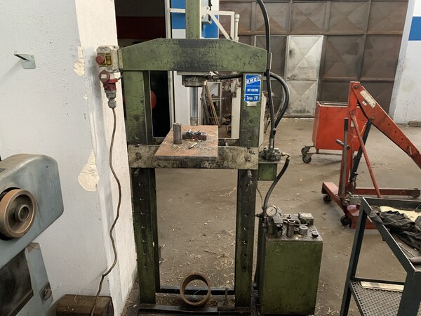 23#6947 Attrezzatura per officina in vendita - foto 20