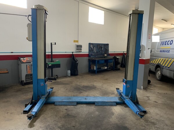 6#6947 Attrezzatura per officina meccanica in vendita - foto 1