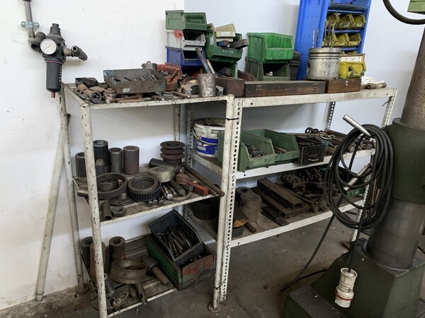 2#6948 Magazzino ricambi e scaffalature in vendita - foto 5