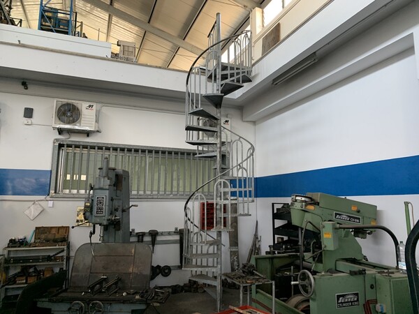 2#6948 Magazzino ricambi e scaffalature in vendita - foto 6