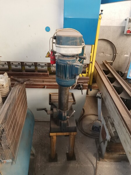 35#6949 Attrezzature e utensili per lavorazioni meccaniche in vendita - foto 4