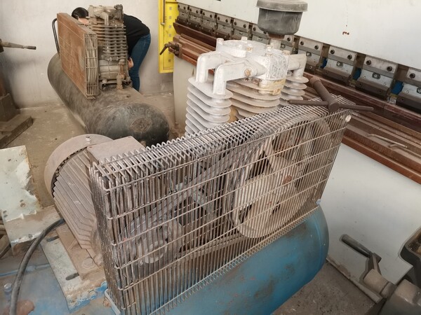 35#6949 Attrezzature e utensili per lavorazioni meccaniche in vendita - foto 10