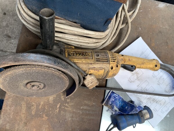 35#6949 Attrezzature e utensili per lavorazioni meccaniche in vendita - foto 150