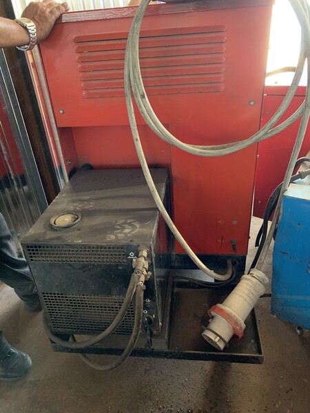 35#6949 Attrezzature e utensili per lavorazioni meccaniche in vendita - foto 175