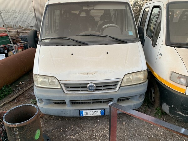 Autocarri in vendita