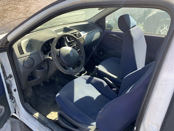 7#6949 Autocarro Fiat Punto in vendita - foto 4