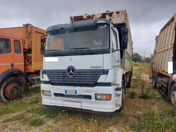 Autocarri in vendita
