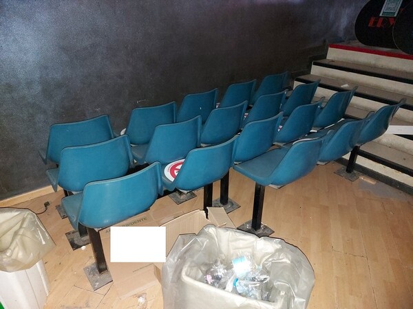 7#6952 Sedute in plastica in vendita - foto 2