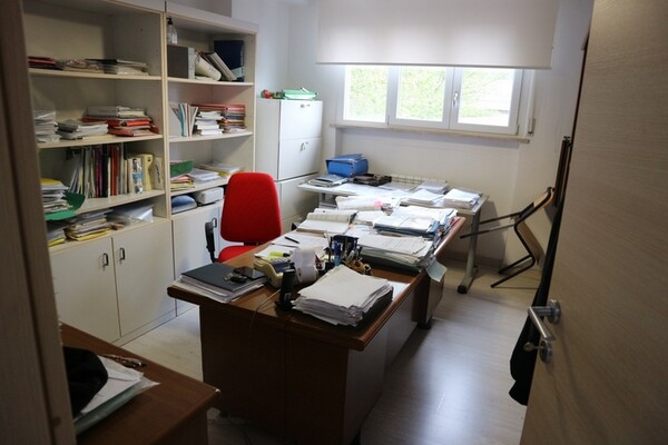1#6954 Arredi ed attrezzature da ufficio in vendita - foto 3