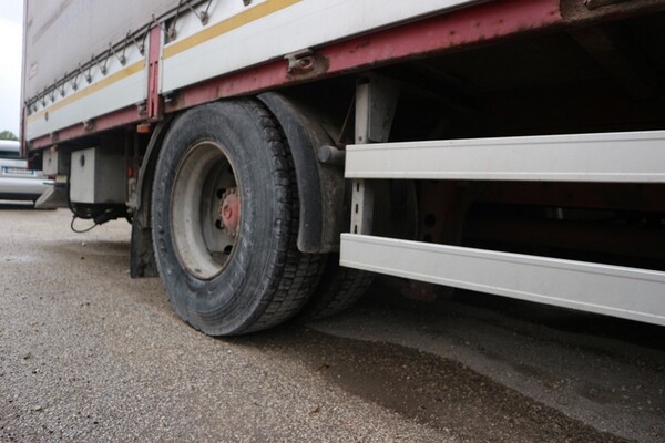 3#6954 Autocarri Iveco ed autovettura Mercedes in vendita - foto 15