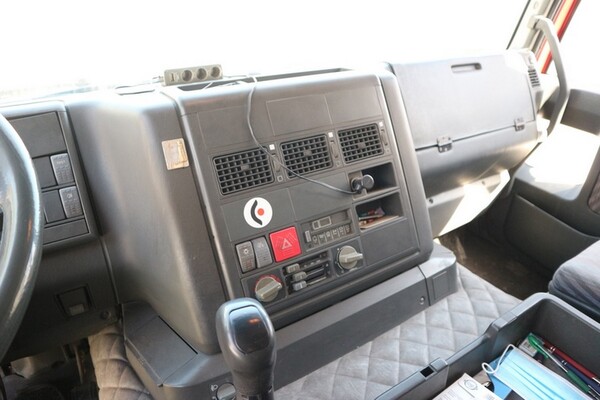 3#6954 Autocarri Iveco ed autovettura Mercedes in vendita - foto 36