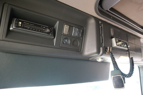 3#6954 Autocarri Iveco ed autovettura Mercedes in vendita - foto 38