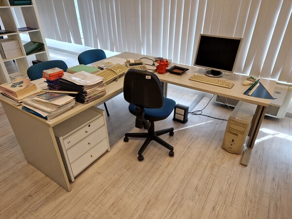 26#6960 Arredo e macchine elettroniche da ufficio in vendita - foto 38