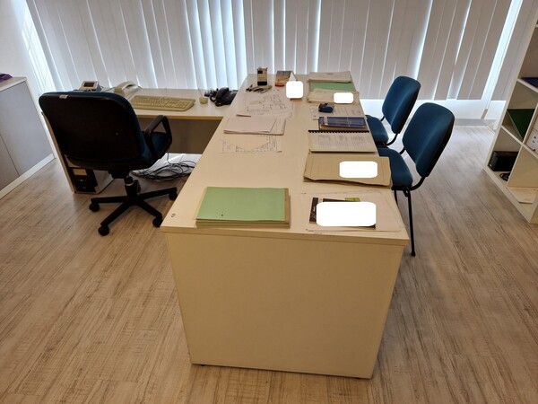 26#6960 Arredo e macchine elettroniche da ufficio in vendita - foto 40