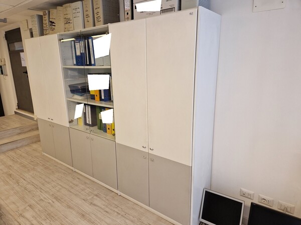26#6960 Arredo e macchine elettroniche da ufficio in vendita - foto 43