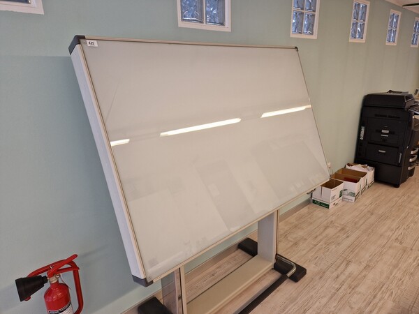 26#6960 Arredo e macchine elettroniche da ufficio in vendita - foto 45