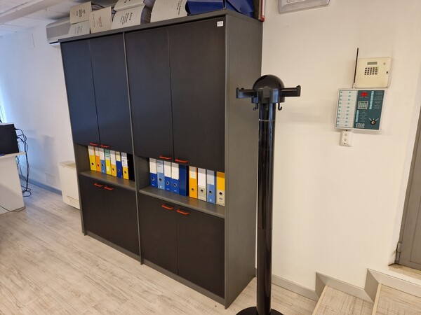 26#6960 Arredo e macchine elettroniche da ufficio in vendita - foto 48