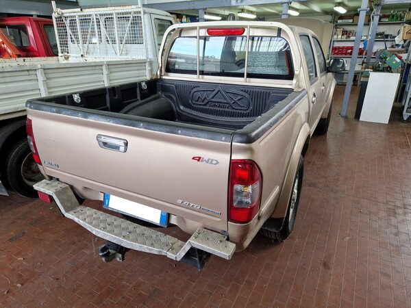 5#6960 Autocarro Isuzu D-MAX LS 3.0 td 4wd in vendita - foto 3
