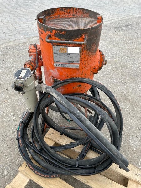 10#6963 Sabbiatrice Protech in vendita - foto 1