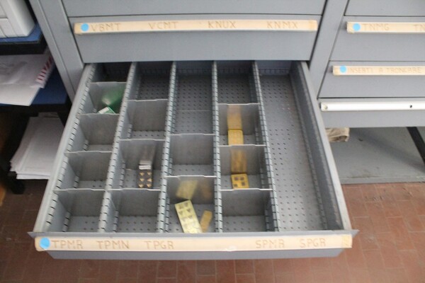 13#69640 Ricambi e utensili officina meccanica in vendita - foto 6