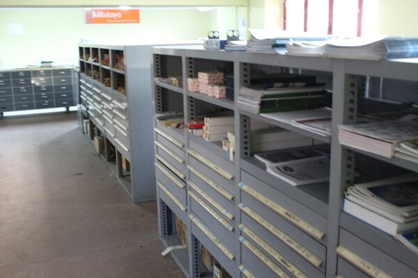 13#69640 Ricambi e utensili officina meccanica in vendita - foto 36