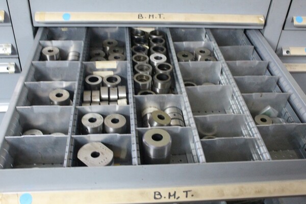 13#69640 Ricambi e utensili officina meccanica in vendita - foto 38