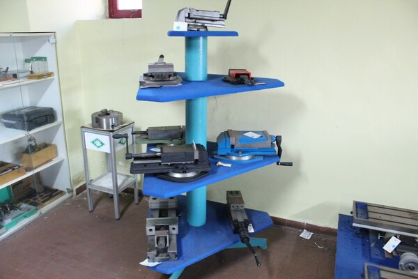 13#69640 Ricambi e utensili officina meccanica in vendita - foto 44