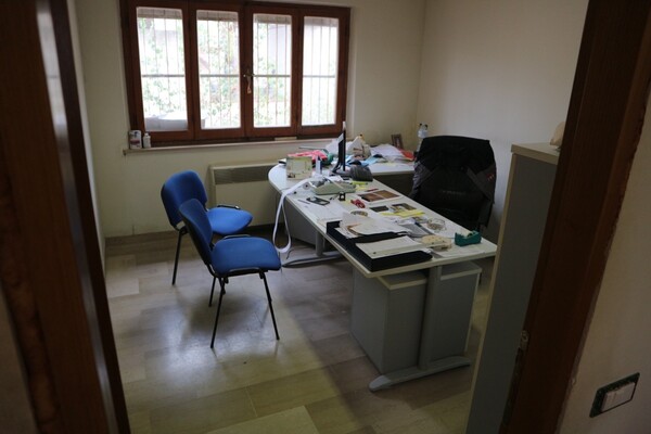 16#6965 Arredi ed attrezzature da ufficio in vendita - foto 3