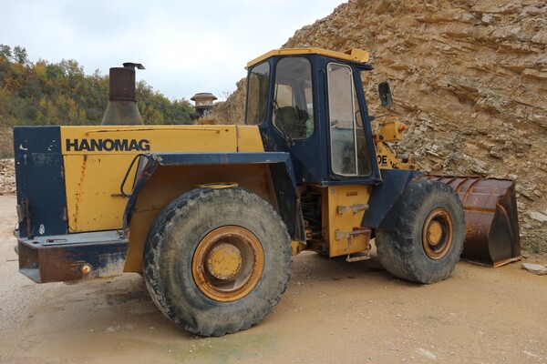 4#6967 Pala gommata Hanomag in vendita - foto 3