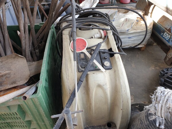 9#6971 Saldatrici e gruppi elettrogeni in vendita - foto 2