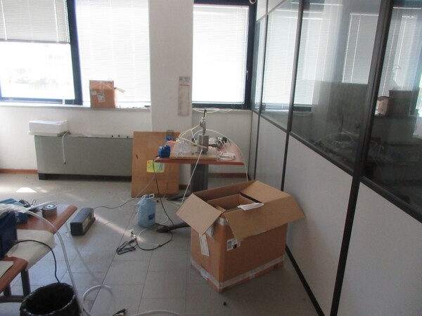 2#6975 Arredi da ufficio e attrezzature di laboratorio in vendita - foto 15