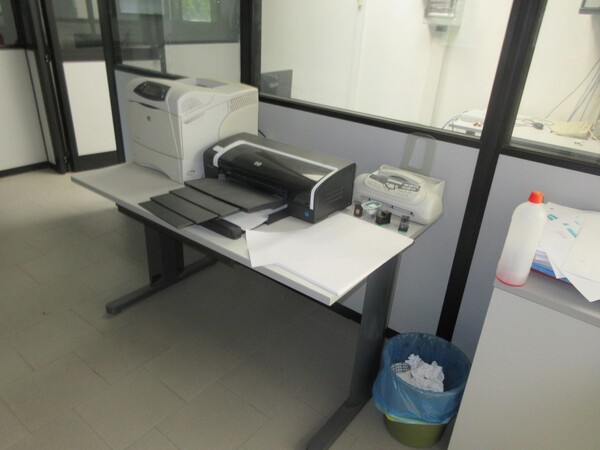 2#6975 Arredi da ufficio e attrezzature di laboratorio in vendita - foto 19