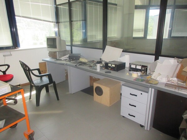 2#6975 Arredi da ufficio e attrezzature di laboratorio in vendita - foto 21